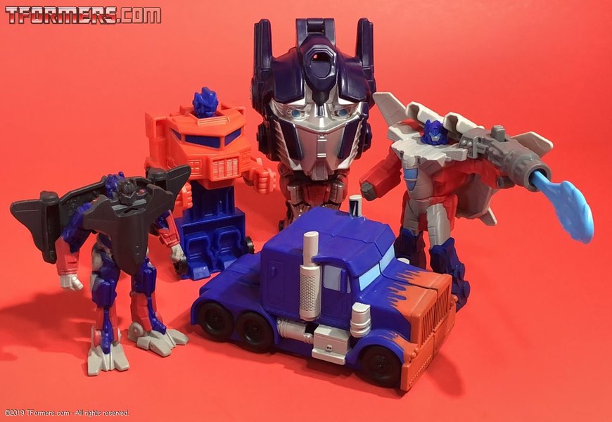 Gallery Burger King Sky Turbine Optimus Prime Cyberverse Transformers Toy  (37 of 38)